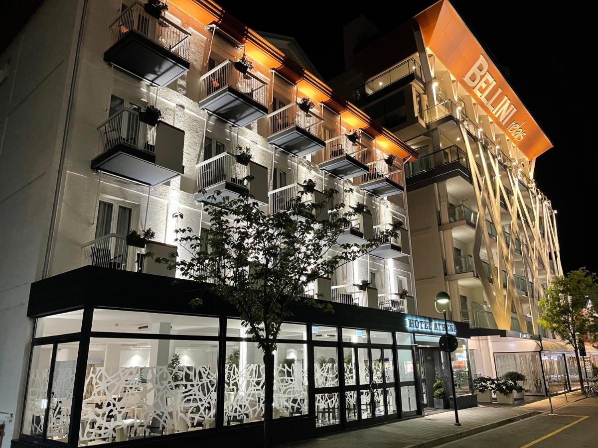 Hotel Athena Lignano Sabbiadoro Exterior photo